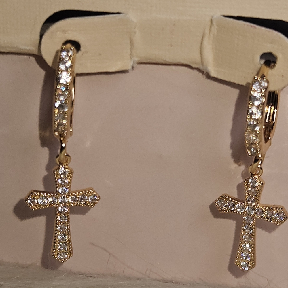 Heavenly Aura Earrings - Picture 2 of 5